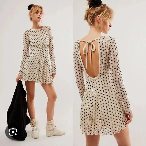 Free People Women’s Sz XS Long Sleeve Mini Dress Cream / Black - Picture 1 of 10